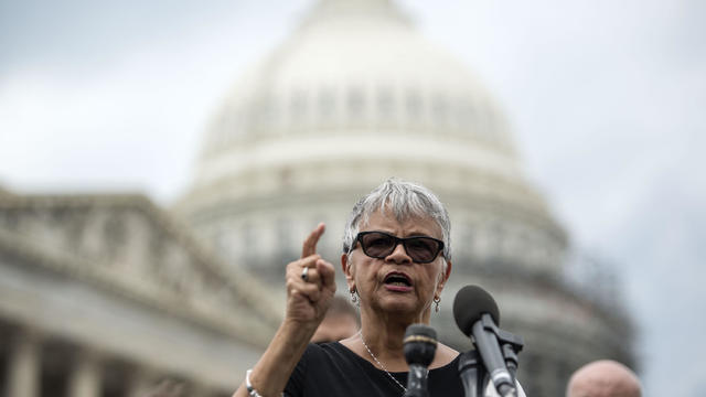 bonnie-watson-coleman-gettyimages-546547868.jpg 