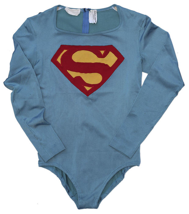 superman-costume.jpg 