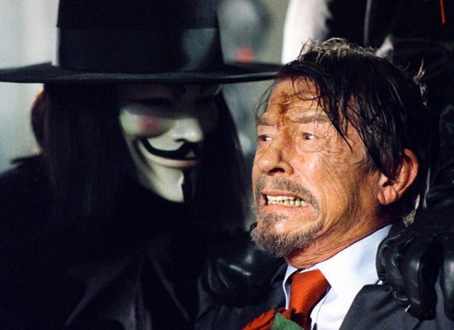 john-hurt-v-for-vendetta.jpg 