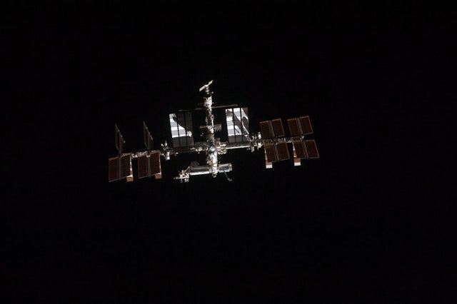 axiom-5-iss.jpg 