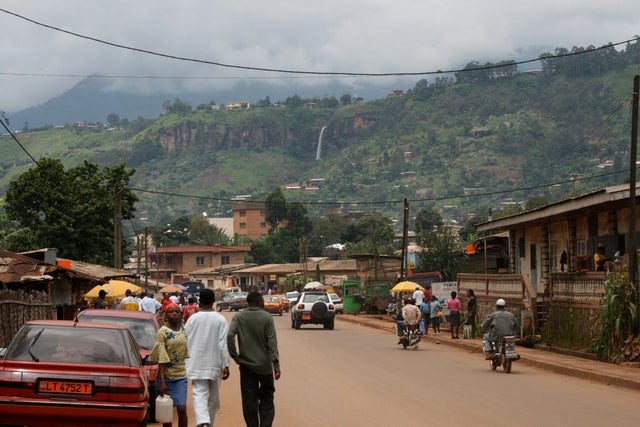 8-bamenda.jpg 