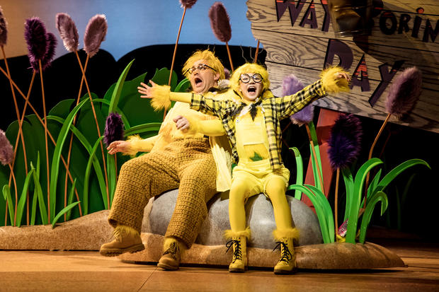 reed-sigmund-and-natalie-tran-in-dr-seusss-the-sneetches-the-musical 