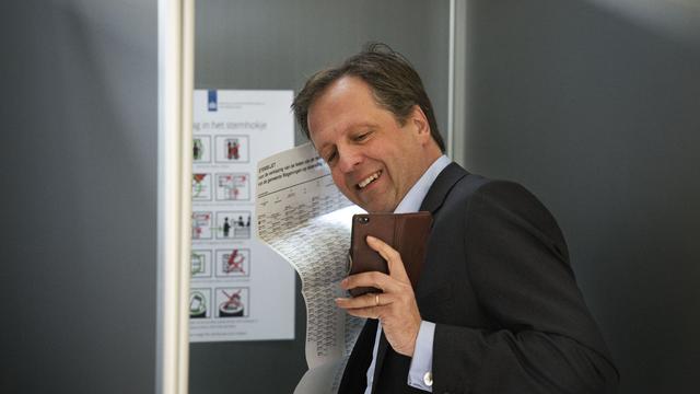 ballot-selfies-alaska-2017-3-1.jpg 