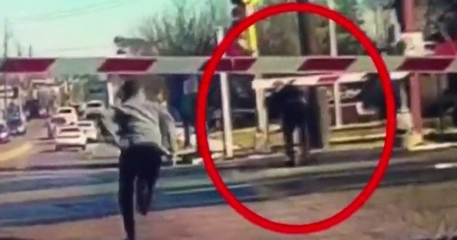 Good Samaritans save elderly woman from oncoming train in New Jersey ...