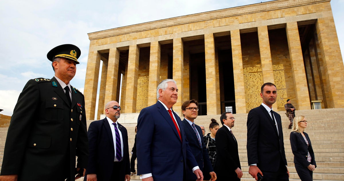 Rex Tillerson meets with wife of pastor accused of terrorist