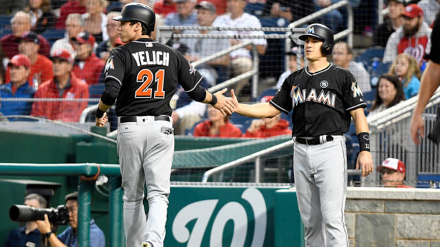 yelich-realmuto.jpg 