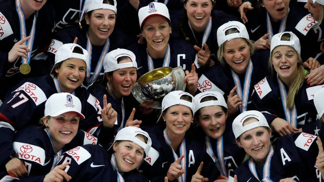 us-womens-hockey-ap.jpg 
