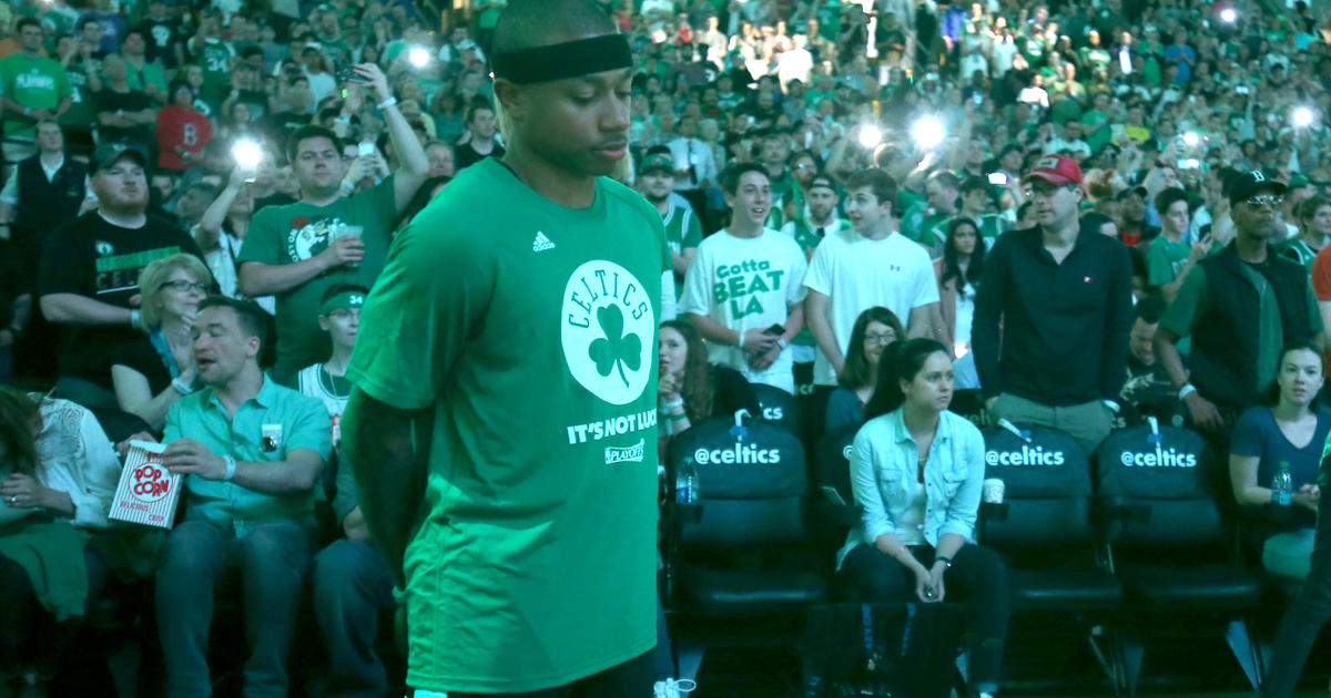 Isaiah Thomas to play Game 2, then fly to sister's funeral
