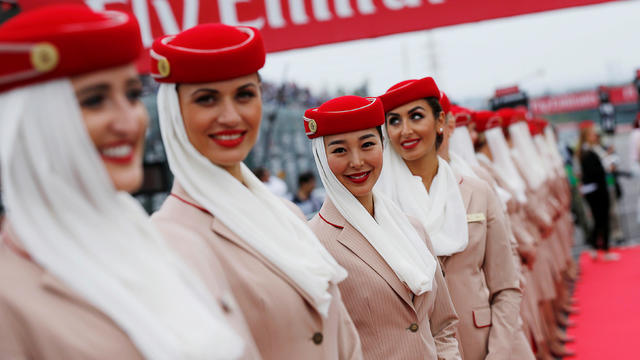 emirates-rtsrey2.jpg 