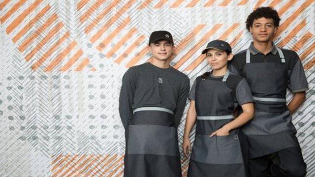 signature-apron-universal-header-1.jpg 