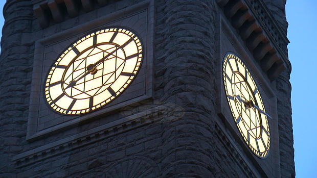Minneapolis City Hall clock tower 