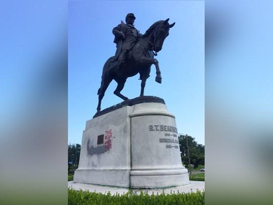 Robert E. Lee statue removed in New Orleans, last of Conderate