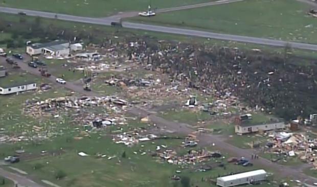 tornado-damage-6.jpg 