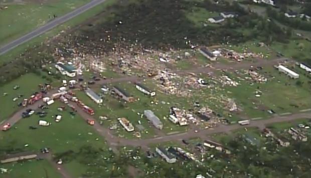 tornado-damage-9.jpg 