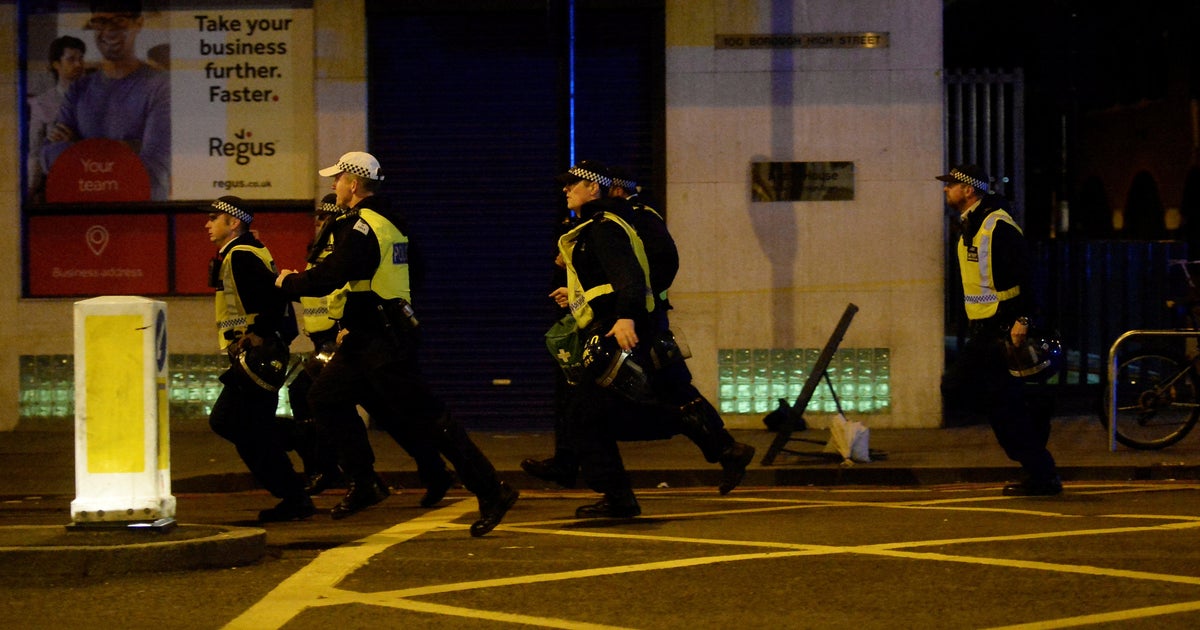 Terror attack in London kills 7, injures dozens - CBS News