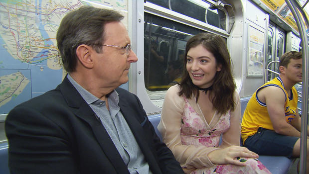 lorde-and-anthony-mason-on-the-f-train-620.jpg 