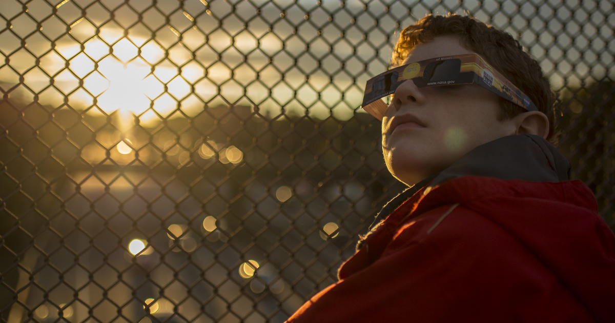 Solar Eclipse Glasses CBS Minnesota