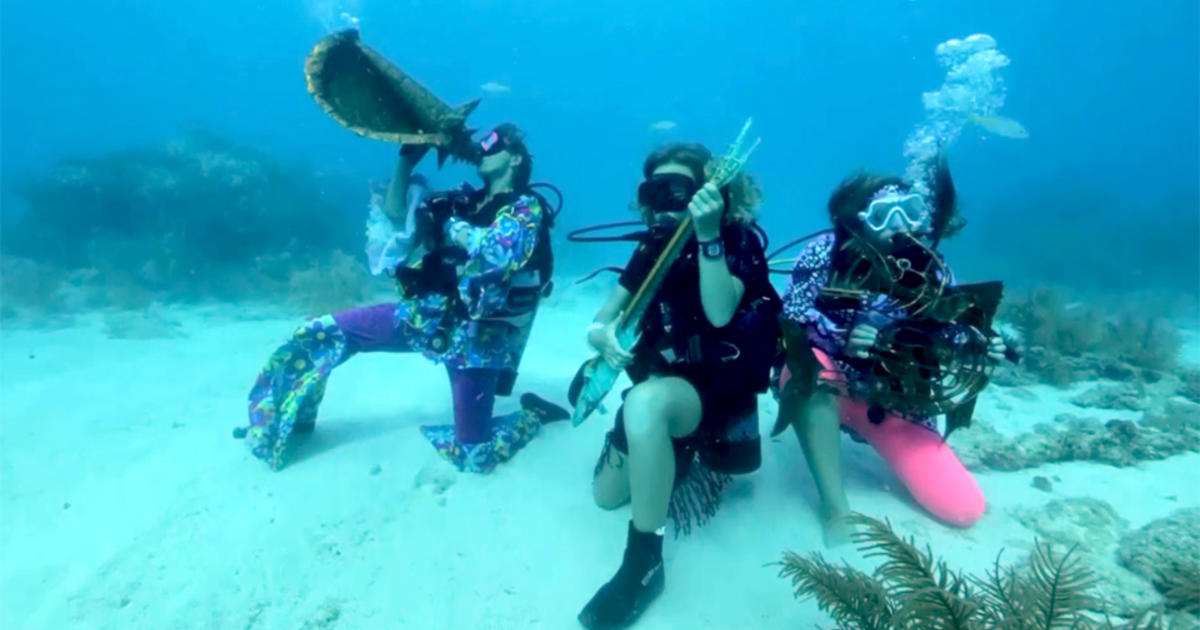 Hundreds Of Divers Submerge For Underwater Music Festival In Florida