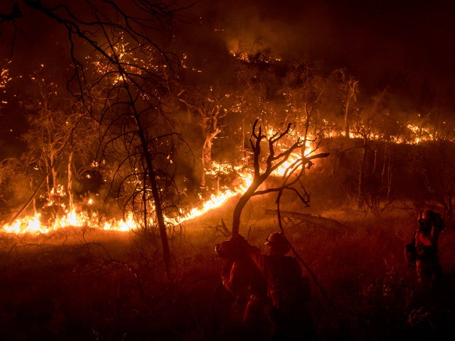 wildfire-california-ap-17189357040932.jpg 