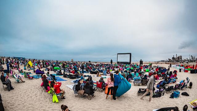 beachfront-cinema-2-beachfront-cinema.jpg 