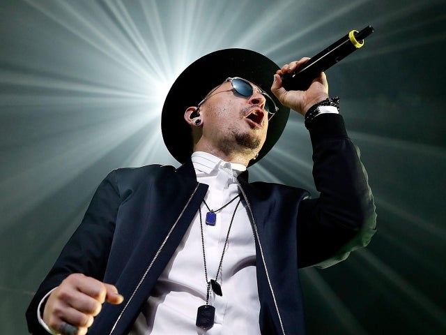 chester-bennington-linkin-park-getty-685624800.jpg 