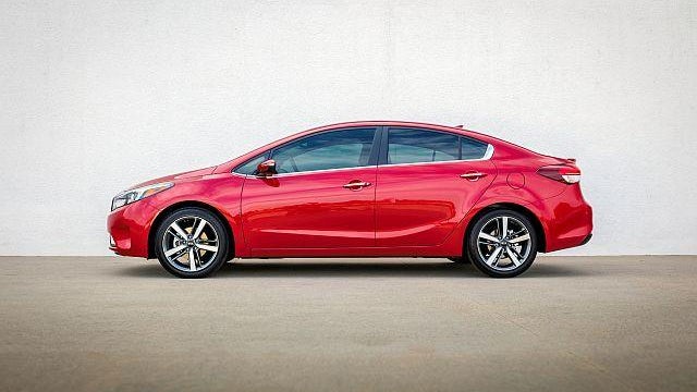2017-kia-forte.jpg 