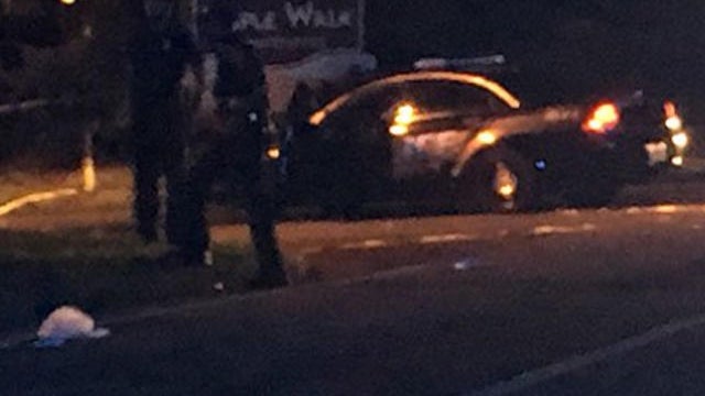 car-of-cop-shot-in-dekalb-county-georgia-late-on-080217-suspect-also-shot.jpg 