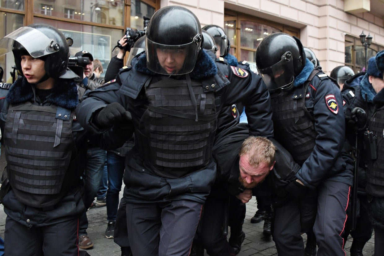 Hundreds Arrested In Russia Protests