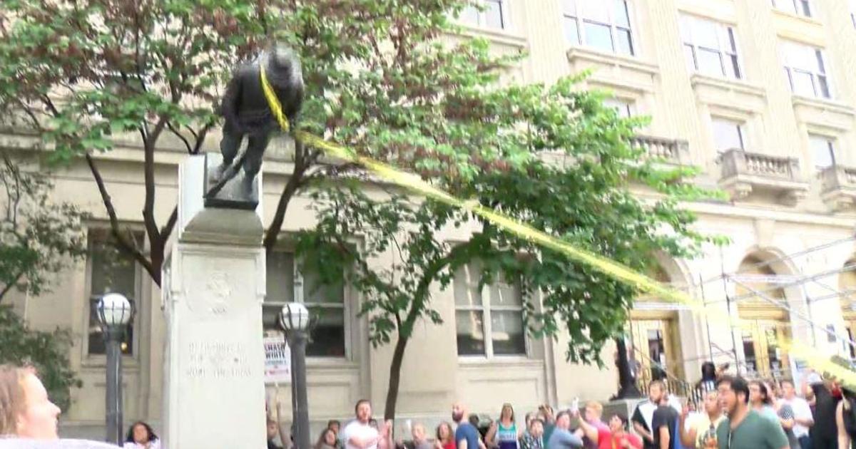 Protesters Tear Down Confederate Statue In Durham, North Carolina - CBS ...