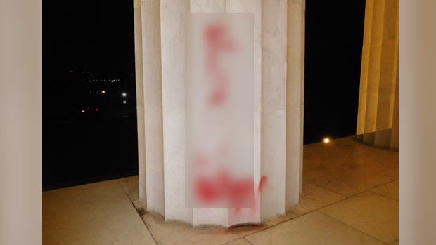 lincoln-memorial-vandalized-2017-8-15.jpg 