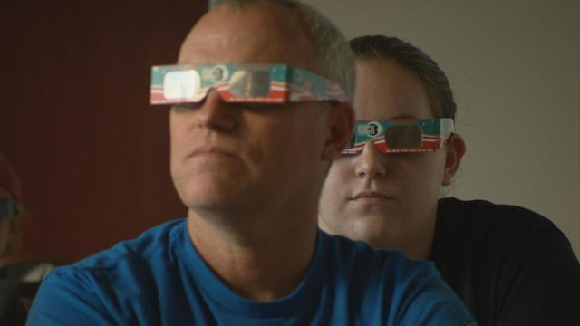 solar-glasses.jpg 