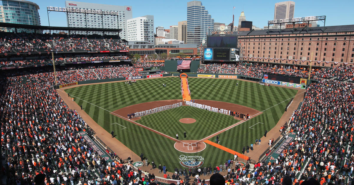 Banner celebrating 25 years of the Baltimore Orioles baseball team at Oriole  Park, Camden Yards, Baltimore, Maryland, USA Stock Photo - Alamy