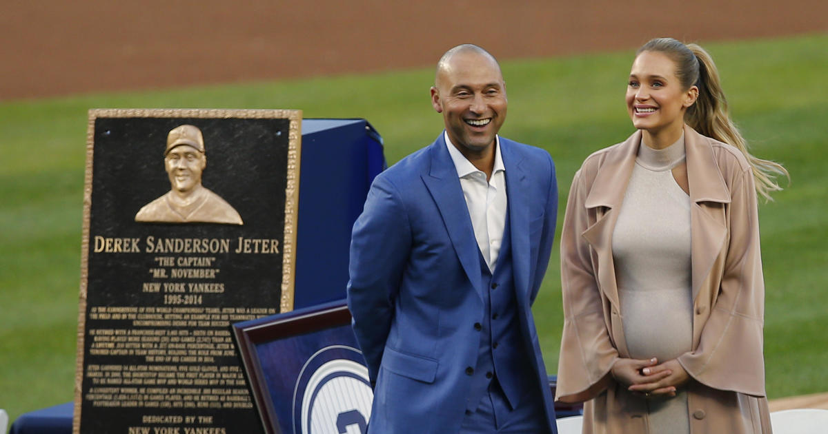 Hannah and Derek Jeter welcome baby girl, their first child - CBS News