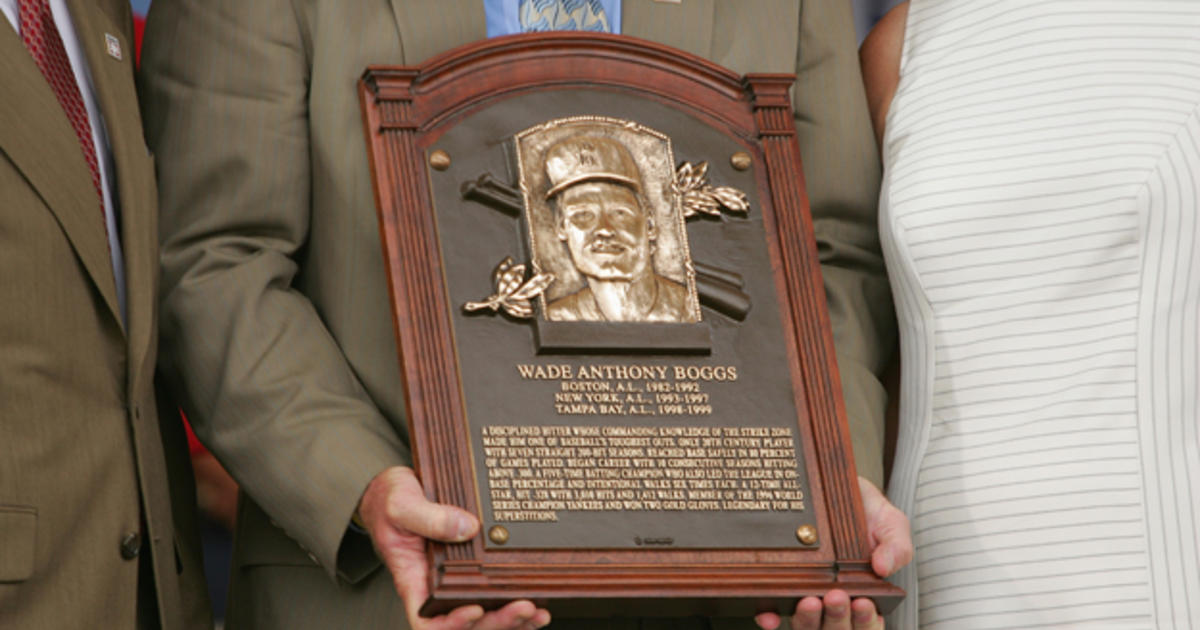 Hillsborough County - MLB Hall of Famer, Hillsborough Board Present 2022 Wade  Boggs Athletic Achievement Award