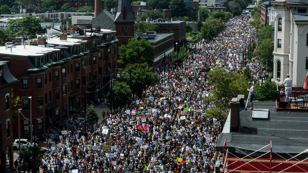 Rallies across U.S. protest white supremacists 