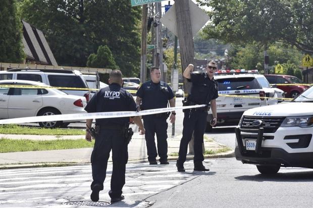 Man Struck By Stray Bullet On Staten Island 