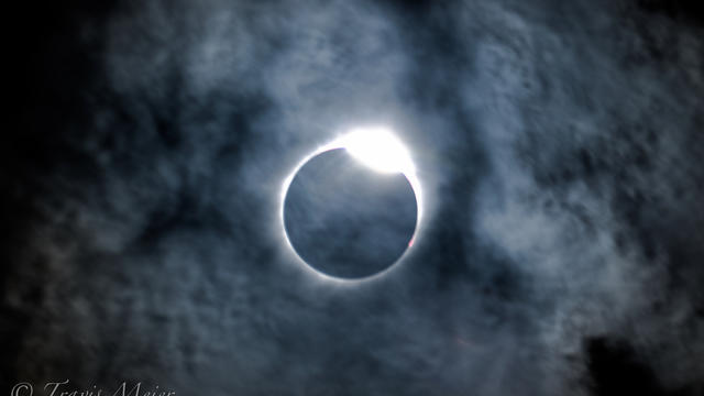 eclipse-aug-21-2017-travis-meier.jpg 