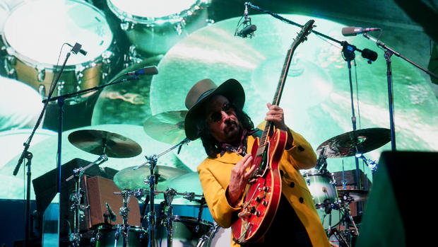 tom-petty-and-the-heartbreakers-at-the-greek-theatre-10.jpg 
