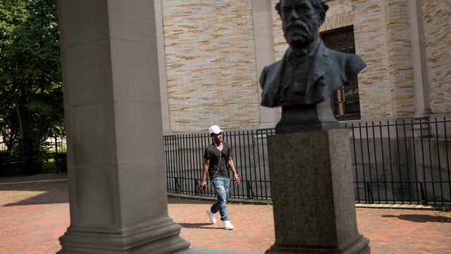 Busts Of Confederate Generals Robert E. Lee And Stonewall Jackson To Be Removed From Bronx Community College 