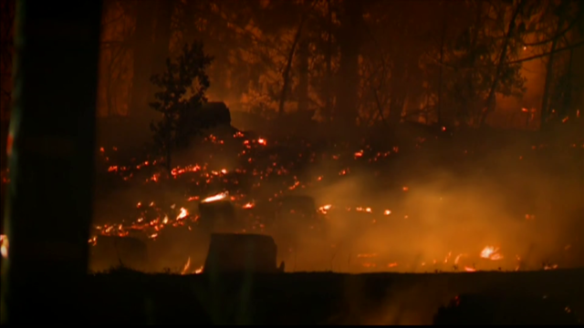 170831-cbs-sacramento-wildfire.png 