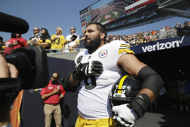 Alejandro Villanueva Had a Good Reason for Breaking Ranks With Steelers  Teammates