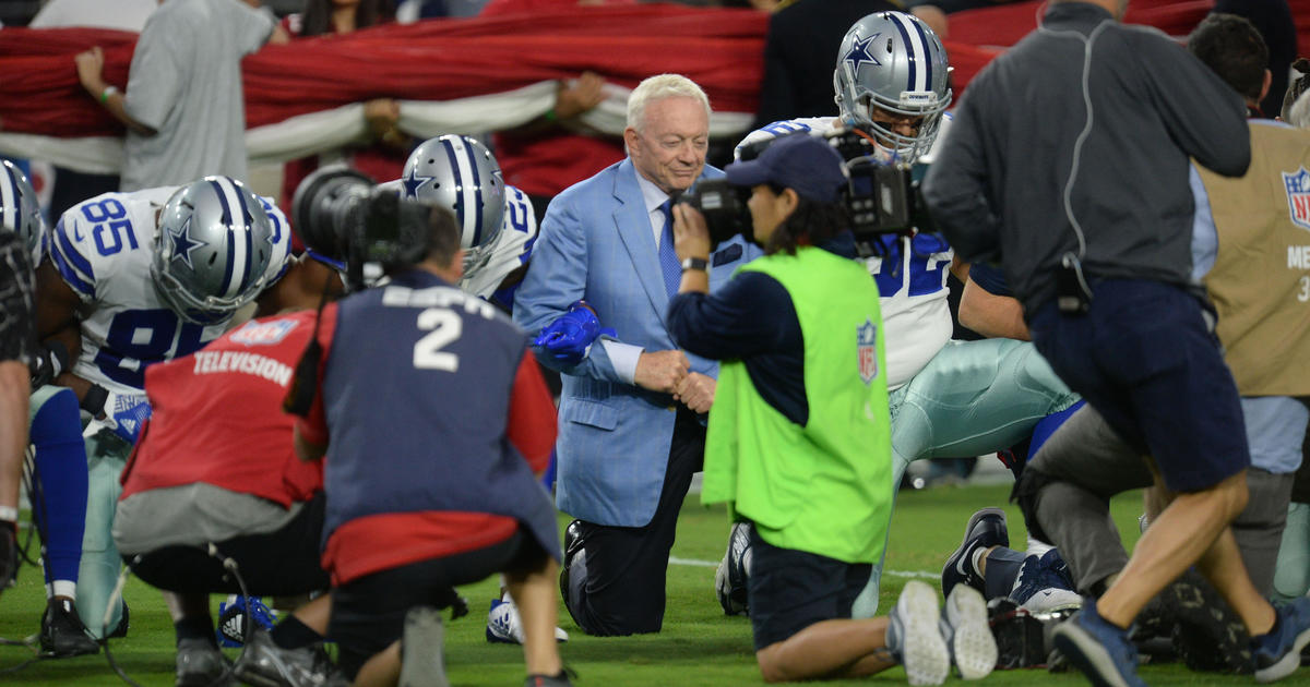 NFL Player Protests: Dallas Cowboys Kneel Prior to National Anthem on 'Monday  Night Football'