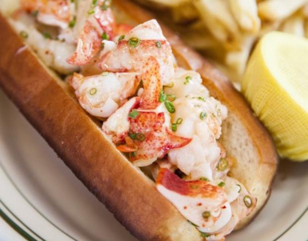 Connie &amp; Teds Lobster Roll - verified 