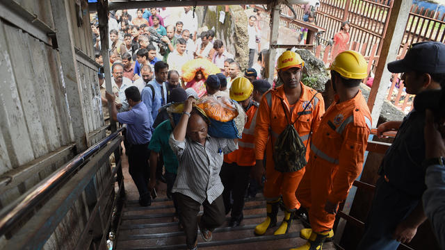 india-bridge-stampede.jpg 