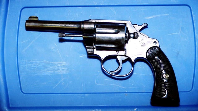 leath-gun-1408370-640x360.jpg 