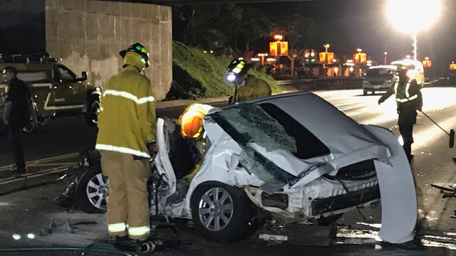 171001-kgmb-maui-car-crash-02.jpg 