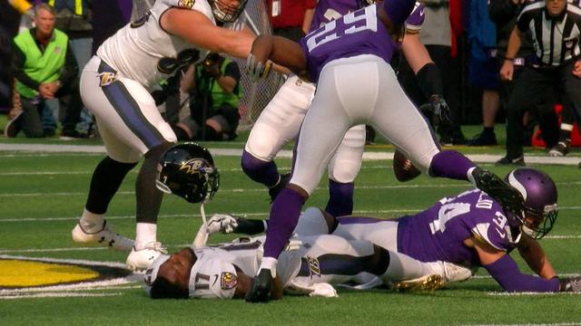 sendejo-hit-on-wallace.jpg 