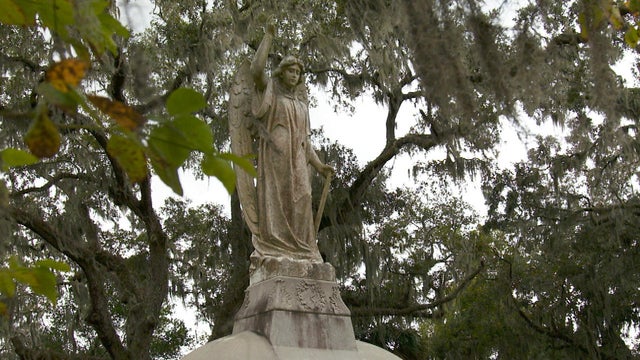 bonaventure-cemetery-savannah-statue-promo.jpg 