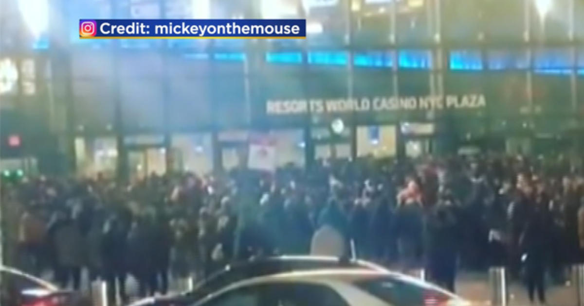 Barclays Center Shuts Doors to Rowdy Crowd During Concert