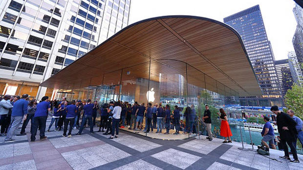 Opening of the Apple Store in Chicago 
